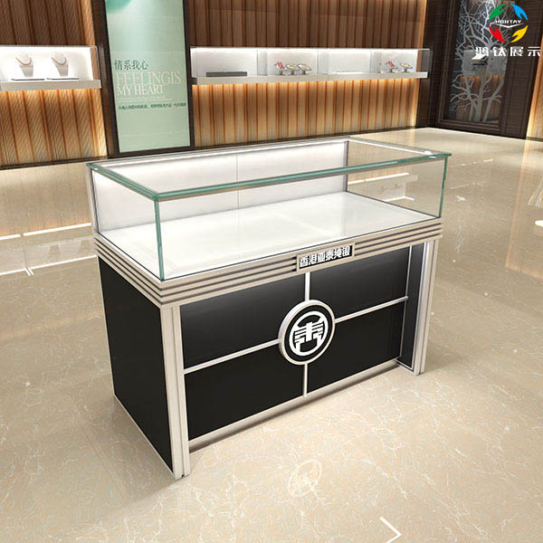 鴻鈦玻璃珠寶展柜顏色搭配技巧 鴻鈦玻璃珠寶展柜顏色搭配技巧